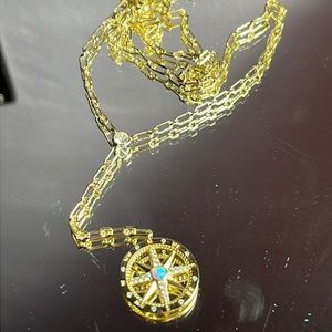 COMPASS CHAIN NECKLACE